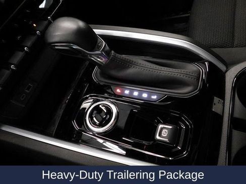 Used 2023 Chevrolet Colorado LT w/ LT Convenience Package II AWD/4WD image 42