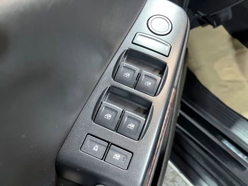 Used 2016 GMC Yukon SLE w/ Convenience Package image 13