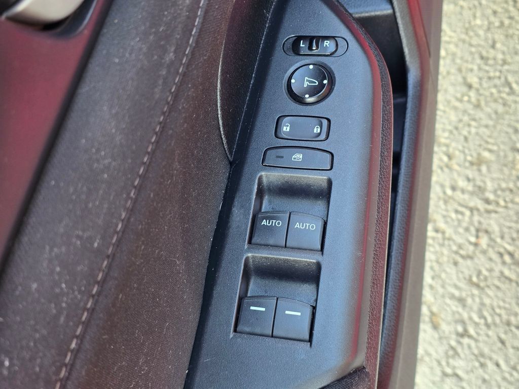 Used 2018 Honda Civic EX image 14