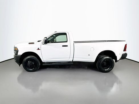 New 2026 RAM 3500 Tradesman AWD/4WD image 4