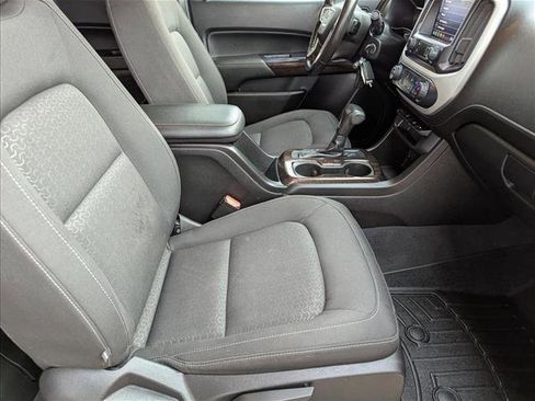 Used 2020 GMC Canyon SLE w/ Elevation Edition image 18