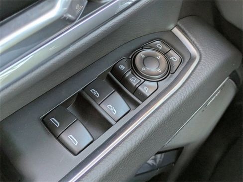 New 2026 GMC Sierra 3500 Denali w/ Denali Reserve Package image 23