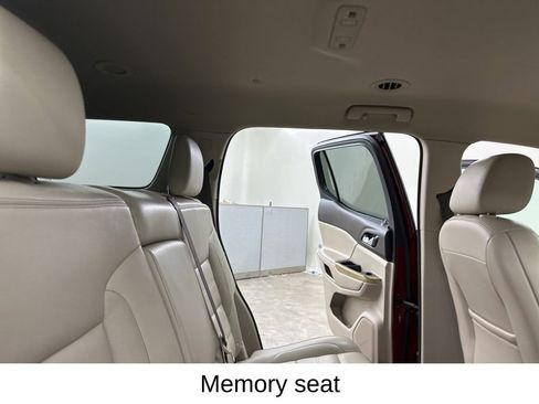 Used 2018 GMC Acadia Denali w/ Technology Package image 25