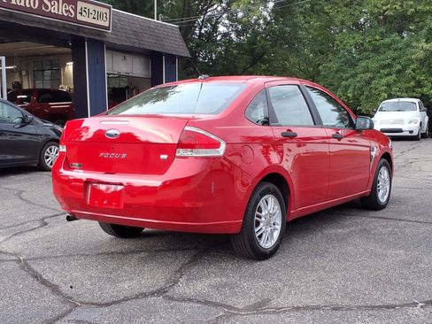 Used 2008 Ford Focus SE FWD image 3