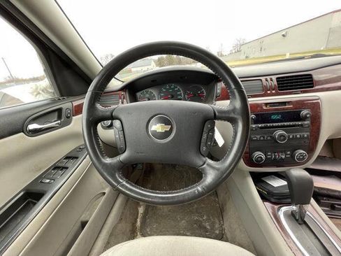 Used 2010 Chevrolet Impala LT image 34