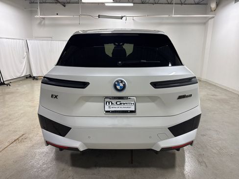 Used 2025 BMW iX M60 image 4