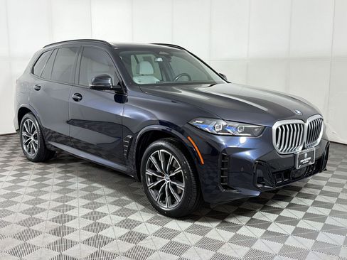 Certified 2024 BMW X5 xDrive40i w/ M Sport Package AWD/4WD image 9