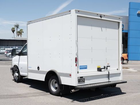 Used 2024 Chevrolet Express 3500 w/ Power Convenience Package RWD image 6