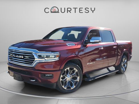 Used 2022 RAM 1500 Limited image 1