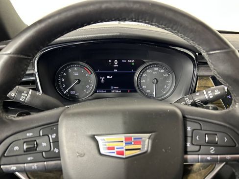Used 2020 Cadillac XT6 Premium Luxury FWD image 13