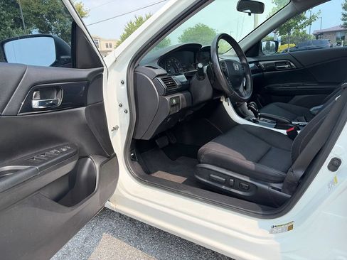 Used 2014 Honda Accord Sport image 9