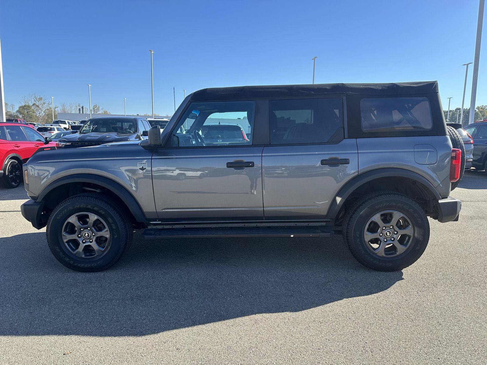 Used 2022 Ford Bronco Big Bend AWD/4WD image 2