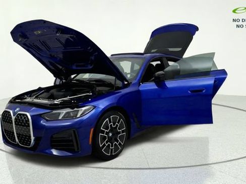 Used 2025 BMW 430i xDrive w/ M Sport Package AWD/4WD image 11
