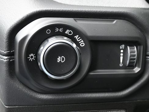 Used 2024 Jeep Wrangler Sahara w/ Safety Group image 14