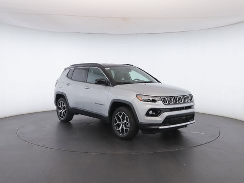 Used 2026 Jeep Compass Limited image 30
