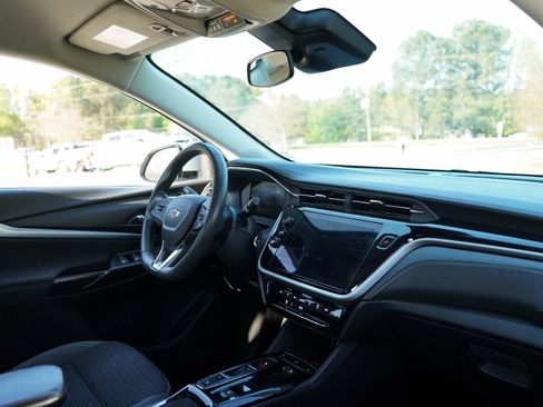 Used 2023 Chevrolet Bolt EUV LT image 33