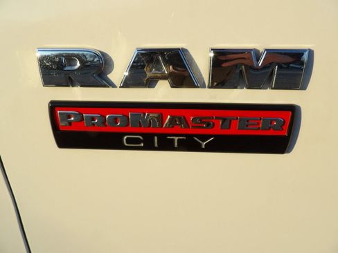 Used 2021 RAM ProMaster City Tradesman SLT image 11