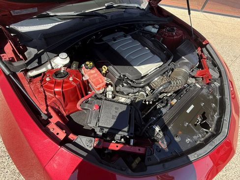 Used 2018 Chevrolet Camaro SS RWD image 24