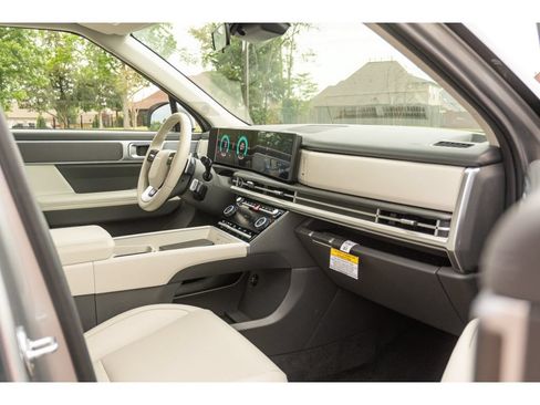 Used 2026 Hyundai Santa Fe SEL FWD image 20