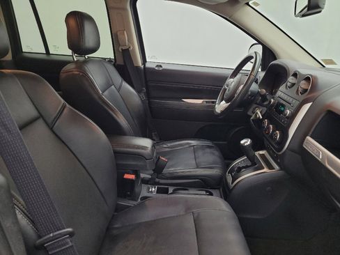 Used 2016 Jeep Compass High Altitude AWD/4WD image 21