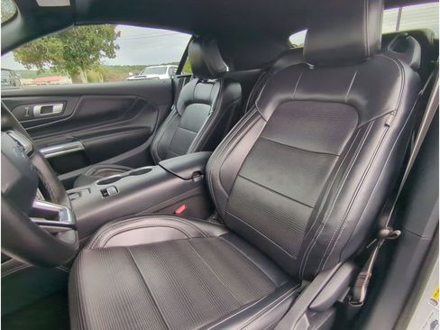 Used 2024 Ford Mustang GT Premium image 11