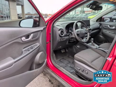 Certified 2023 Hyundai Kona SEL w/ Convenience Package AWD/4WD image 11
