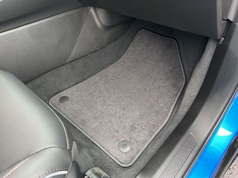 Used 2025 Jeep Wagoneer S Limited image 36