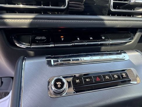 New 2026 Lincoln Aviator AWD image 20
