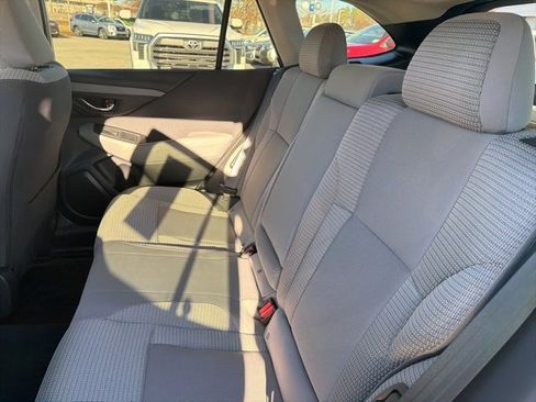Used 2022 Subaru Outback Premium image 20