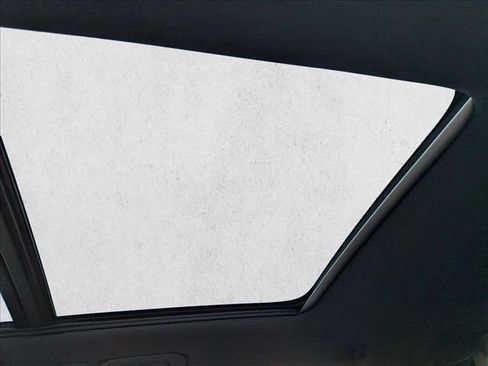 New 2026 Volvo XC60 T8 Plus w/ Climate Package image 18