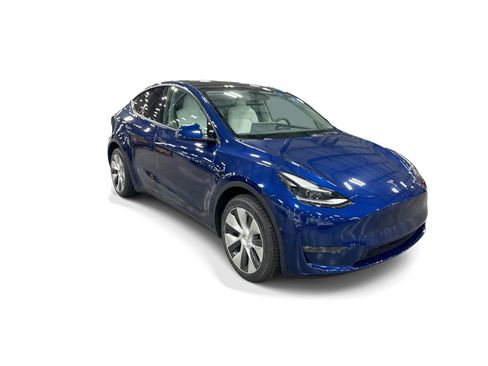Certified 2023 Tesla Model Y Long Range AWD/4WD image 8