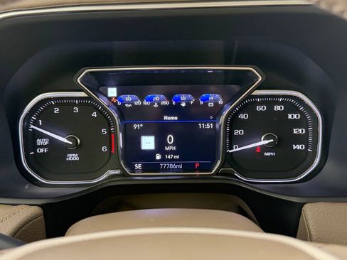 Used 2021 GMC Yukon Denali w/ Denali Premium Package RWD image 24