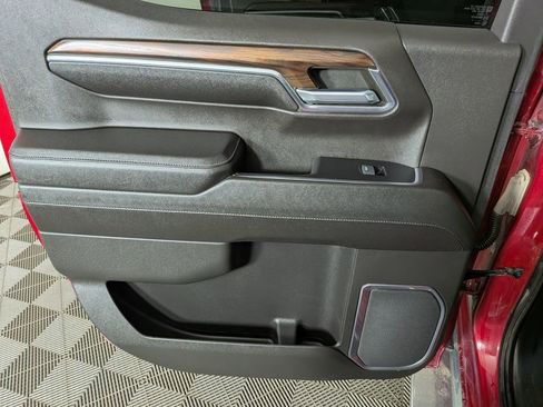 Certified 2023 GMC Sierra 1500 SLT w/ SLT Premium Package image 28