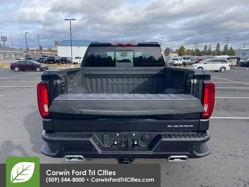 Used 2024 GMC Sierra 1500 Denali w/ Denali Reserve Package image 18