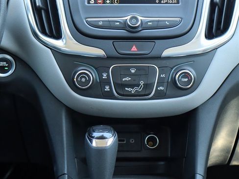 Used 2019 Chevrolet Equinox LS w/ LPO, Floor Liner Package AWD/4WD image 14
