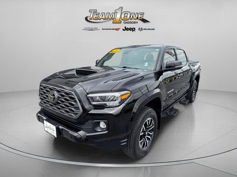 Used 2023 Toyota Tacoma TRD Sport AWD/4WD image 5