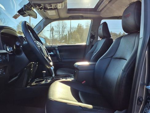 Used 2022 Toyota 4Runner TRD Off-Road Premium w/ Moonroof Package image 16