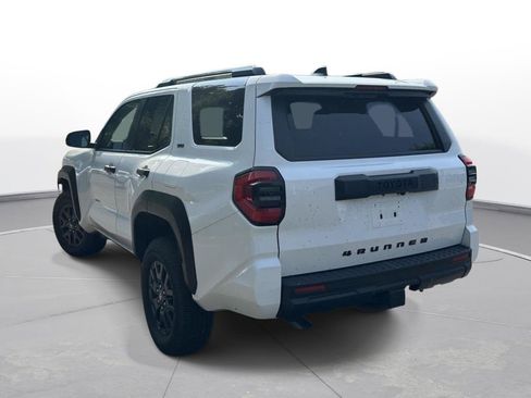 Used 2025 Toyota 4Runner SR5 RWD image 8