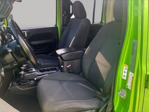 Used 2020 Jeep Wrangler Unlimited Sport S AWD/4WD image 8