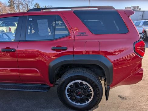 Certified 2025 Toyota 4Runner TRD Off-Road Premium w/ Tow Technology Package AWD/4WD image 4