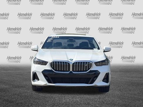 Used 2024 BMW i5 eDrive40i w/ M Sport Package RWD image 10
