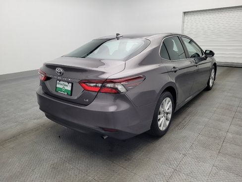 Used 2022 Toyota Camry LE image 9