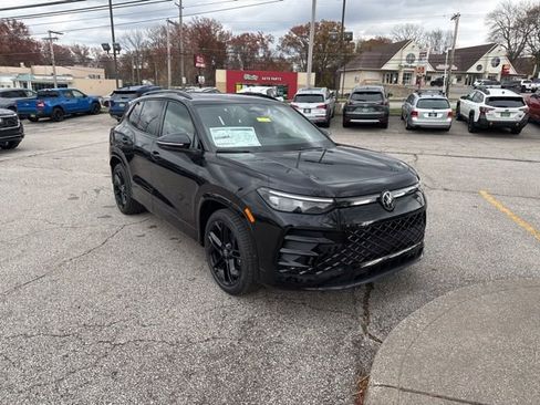 New 2026 Volkswagen Tiguan SE R-Line image 6