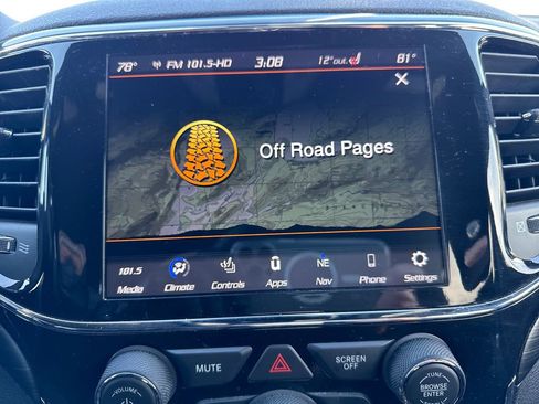 Certified 2021 Jeep Grand Cherokee Laredo X image 27