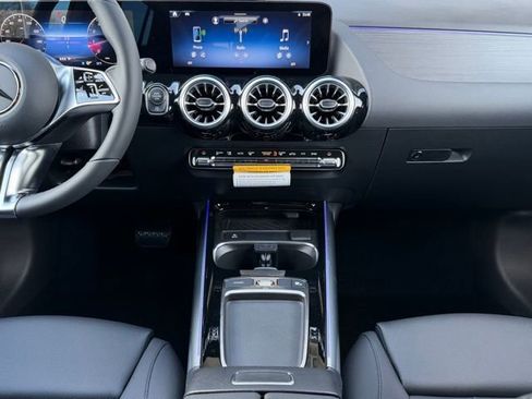 New 2026 Mercedes-Benz GLA 250 4MATIC image 14