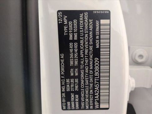 New 2026 Porsche Macan Turbo image 21