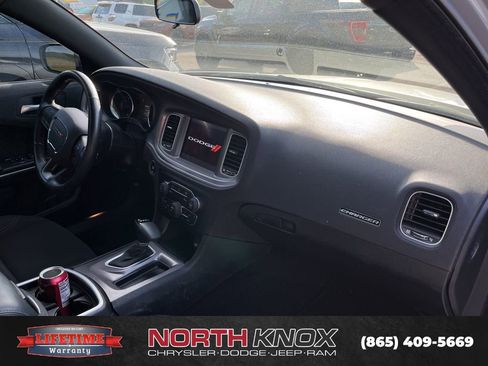 Used 2023 Dodge Charger SXT w/ Cold Weather Package RWD image 10