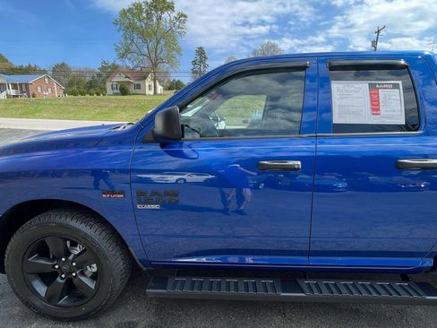 Used 2019 RAM 1500 Express w/ Express Value Package image 3