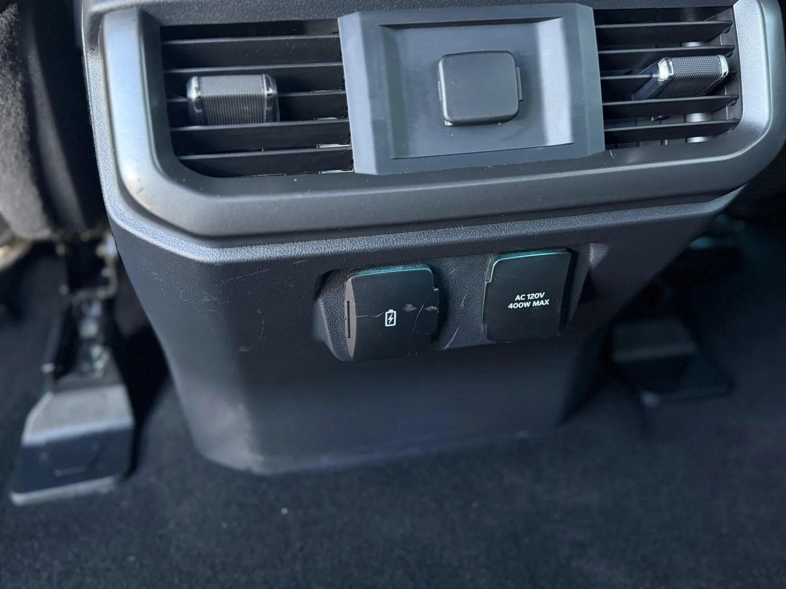 Used 2024 Ford F150 Lariat w/ Bed Utility Package AWD/4WD image 40