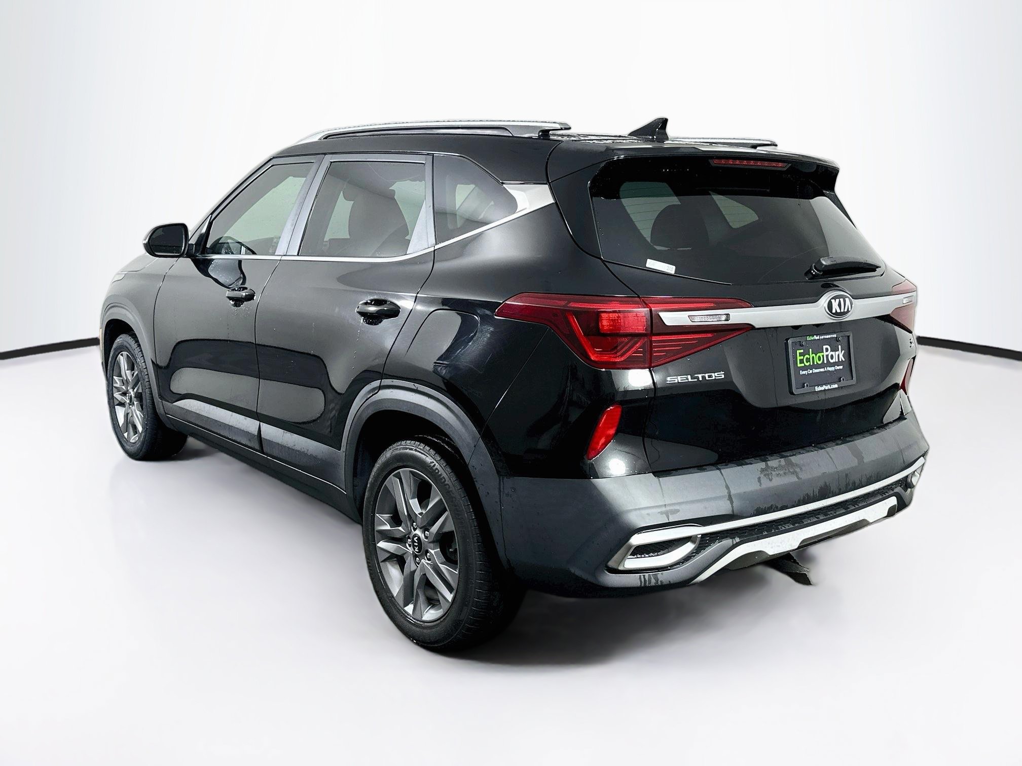 Used 2021 Kia Seltos S FWD image 5